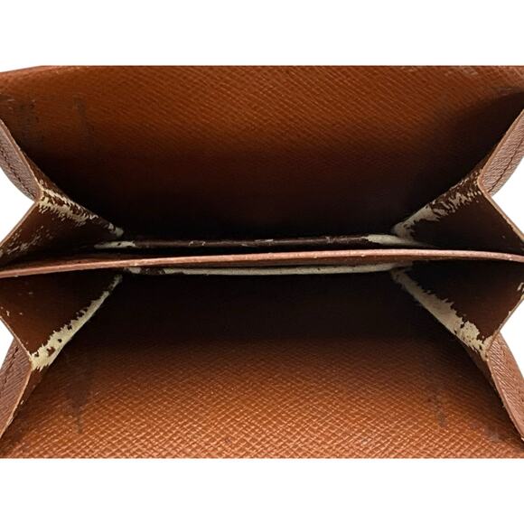 53. Louis Vuitton Monogram Coin Pouch - Picture 12 of 15